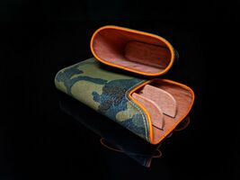 Brizard and Co " Showband" 3 Cigar Case in  Camouflage and Orange Leather NIB image 7