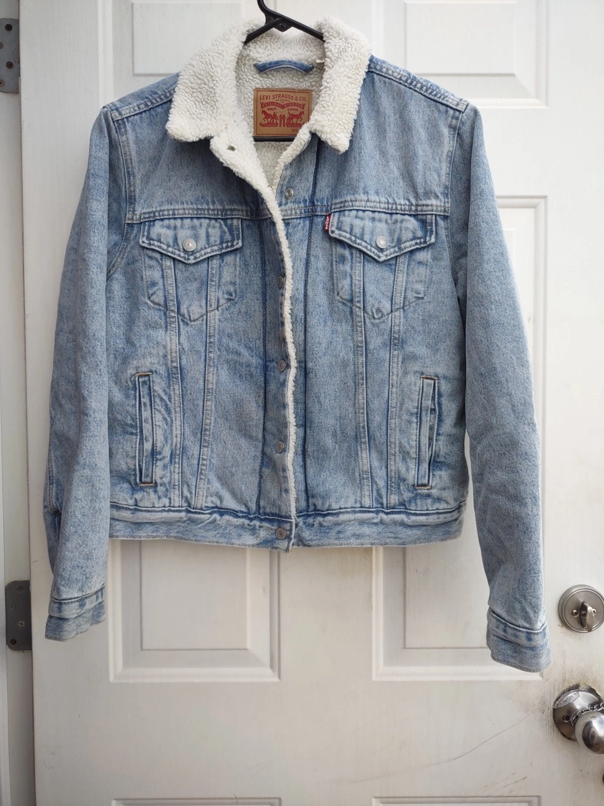 Men&#39;s NWOT Vintage Levi&#39;s Lined Classic Denim Jacket L - $70.02 CAD