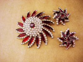 HUGE red Kramer Brooch - clip on earrings demi parure - Vintage flower pin - sig - £334.20 GBP