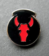 US ARMY 34TH INFANTRY DIVISION LAPEL PIN BADGE 1 INCH RED BULL - £4.43 GBP