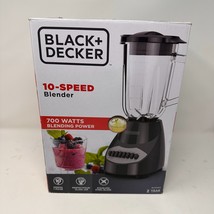 Black And Decker Crush Master 10 Speed Blender w Box - $21.08