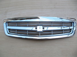 CHEVY CAPRICE PPV Holden WM Statesman Fully CHROME 2011-14 GRILLE  NO EM... - £85.65 GBP