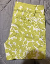 NWT THE LIMITED Lime Green Oversized Floral Flat Front Tailored Shorts 4 - £11.05 GBP