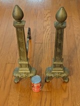Ancien Orné Lourd Laiton Colonne Grec Fédéral Style Andirons 26 Inches G... - $4,804.30 MXN