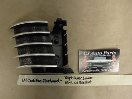 Oem 64 Cadillac Fleetwood Right Lower Outer Grill Grille &amp; Mounting Bracket 1964 - £116.65 GBP