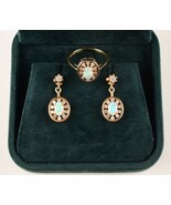*14K Yellow Gold Opal Natural Diamond Stud Earrings - $16,569.33 MXN