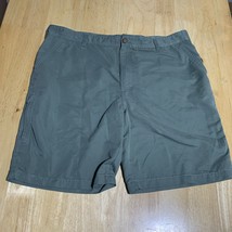 G.H. Bass Shorts Mens 42x10 Green Cargo Hiking Outdoor Lightweight Polye... - $16.27