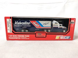 Racing Champions Mark Martin #6 NASCAR Valvoline Team Transport 1:64 1995 - $19.58