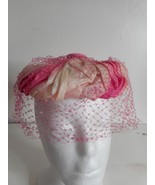 Vintage Womens Calot hat pink with veil - Estate find - $250.44 MXN