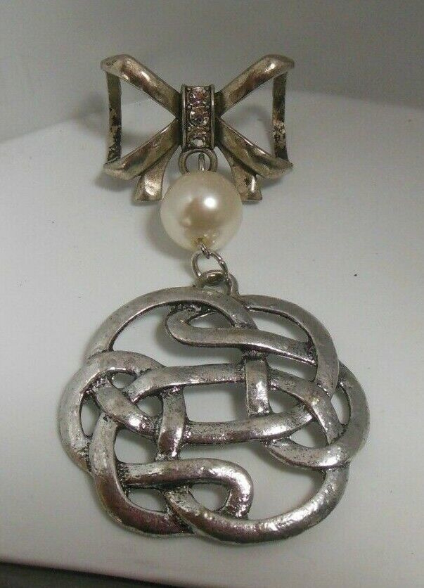 Silver-tone Rhinestone Faux Pearl Pendant / Scarf Holder  - $9.41