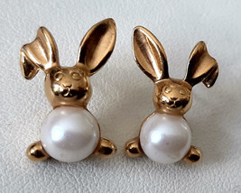 Bunny Rabbit PIERCED Earrings Faux Pearls Gold Tone Setting Signed Avon - £9.83 GBP