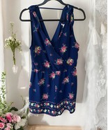 NWT Francesca&#39;s mi Ami sleeveless floral Romper Women&#39;s Size M Navy Blue... - $54.09 CAD