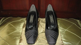  Women Pumps High Heels J. Renee Navy Blue 7.5 Medium - $39.99