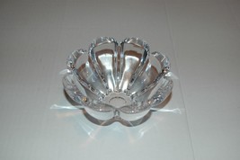 Chunky Thick Crystal Glass Dish Flower Petal Shape Look 6 Inc - £15.97 GBP