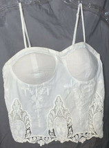 San Joy White Bustier Crop Top, Embroidered &amp; Lacey Size Medium - £20.35 GBP