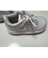 Nike Force One Sneakers Toddler 7C Pure Plat Metallic Silver - €21,31 EUR Nike Force One Sneakers Toddler 7C Pure Plat Metallic Silver - €21,31 EUR