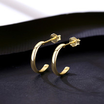 C-Shaped Earrings 925 Silver Earrings Cool Style Simple Personality Stud Design  - £14.47 GBP