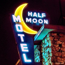 19&quot; Neon Style Blue Half Moon Motel No Vacancy in Steel bar hotel USA sign VTG - £52.85 GBP