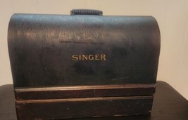 Singer Sewing Machine 99 Bentwood Case - $98.01