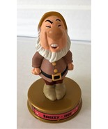 Vintage 2002 Mcdonald&#39;s toy Walt Disney World 100 Years of Magic SNEEZY ... - $190.07 MXN