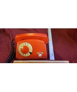 Vintage rotary telephone [INS10437] - $1,614.96 MXN