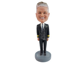 Custom Bobblehead Pilot In His Unifrom Ready To Fly You Around the World - Caree - £69.99 GBP