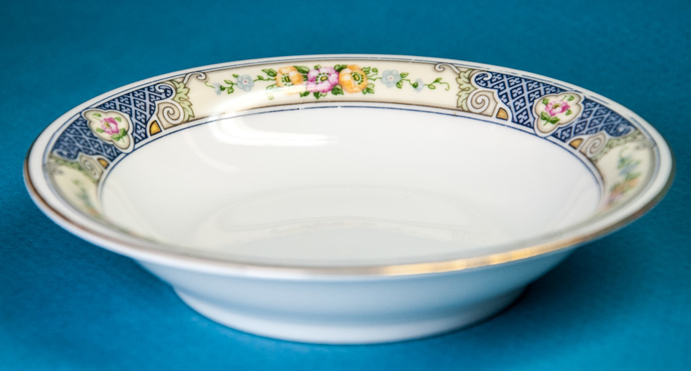 Bohemia Ceramic Cecil 5-1/4" Fruit Dessert Bowl Czechoslovakia Item image 2