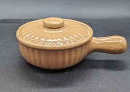VTG Hull Pottery USA Stoneware Tan Handled Soup Crock Bowls with Lid Rustic EUC - £9.28 GBP