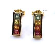 Women&#39;s Stud Earrings Solid 18k Yellow Gold Natural Rainbow Princess Sapphires - £897.94 GBP