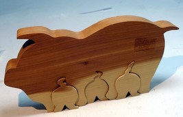 AROMATIC RED CEDAR 6X3X0.5" Wood carved pig shape piglets moth repellant storage - £9.94 GBP