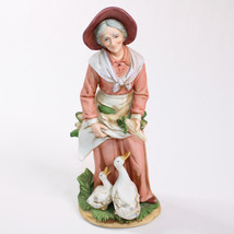 Homco Home Interior Feeding Corn To Ducks 1477 Figurine Of Old Woman Pink Dress - £11.03 GBP
