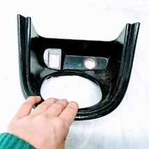 Ford XR33-63045B44 1999-2004 Mustang SN95 Shifter Bezel Black Painted OEM Used - £21.18 GBP