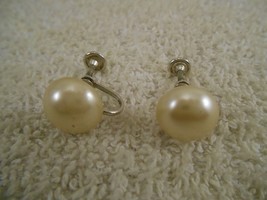 Vintage Faux Pearl Screw back Earrings - £7.71 GBP