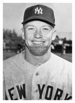 Mickey Mantle New York Yankees Baseball Player Smiling Portrait 5X7 B&amp;W Photo - £6.65 GBP