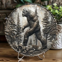 Sasquatch/Bigfoot Aluminum Metal Wall Art Decor - 8X8 Inch Round - $8.90