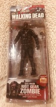 ESAR2701. Walking Dead Gas Mask Riot Gear Zombie Figure By Mc Farlane Toys (2013) - £15.12 GBP