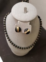 Vintage 1981 Avon Sable Touch Bead Necklace - 26in with earrings (clip on) - £8.18 GBP
