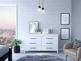 59" White Six Drawer Double Dresser - $9,935.83 MXN