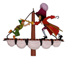 Hallmark Ornament 2023, Disney Peter Pan 70th Anniversary Swashbuckling Showdown - £19.60 GBP
