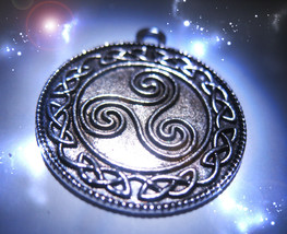 Haunted Free Pendant W $29 Order 100X Triple Knot Justice Honor Protection - £0.00 GBP