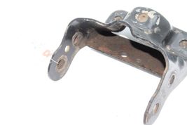 01-10 CHEVY SILVERADO 2500HD 6.6L ENGINE MOUNT BRACKET Q7018 image 3