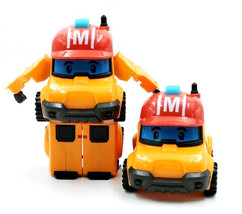 TRANSFORMING ROBOCAR POLI MARK Cake Topper/Toy   Size: 4.5 in - $7.99