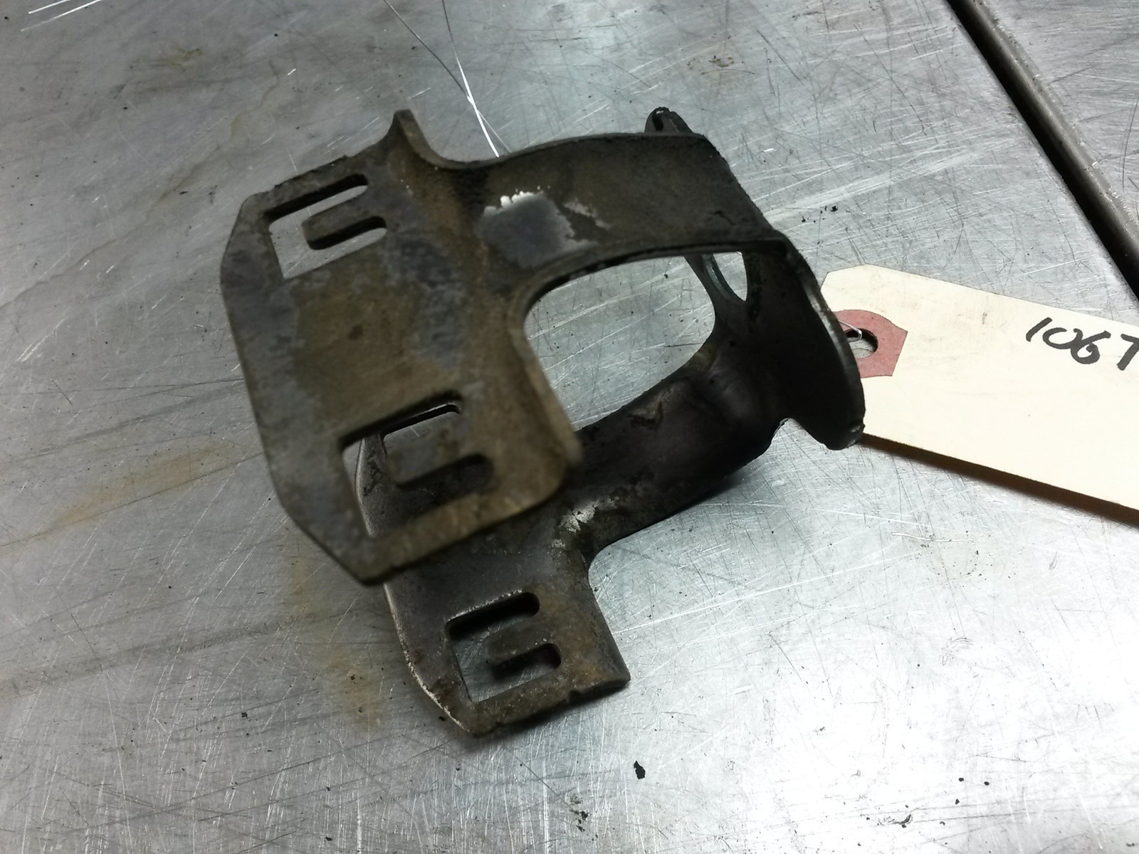 Spider Injector Bracket For 96-98 Chevrolet C1500  4.3 - $36.33