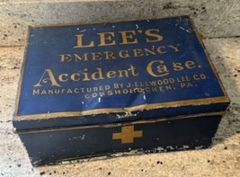 Antique Lee&#39;s Emergency Accident Case Tin Metal Box J. Ellwood Conshohoc... - $98.99