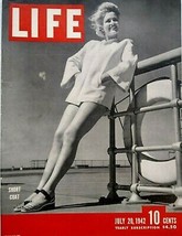 LIFE Magazine  July 20, 1942,  Betty Jane Hess @ Jones Beach New York - $8.90