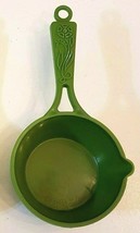 Avocado Green Plastic Measuring 1/2 Cup VTG 1970s Frying Pan Shape Floral Handle - £7.71 GBP