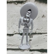 Ernesto De La Cruz Plastic Figure White Disney Coco - $5.93