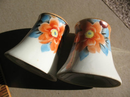 Noritake Salt Pepper Shaker Set Hand Painted Lusterware Japan Orange Flower M - £10.03 GBP