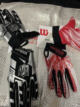 Wilson Football Receiver Gloves Kids Boys Youth Large Red White Adjustab... - $19.77+