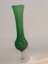 Beautiful Hand Blown Green Glass Bud Vase - £5.42 GBP